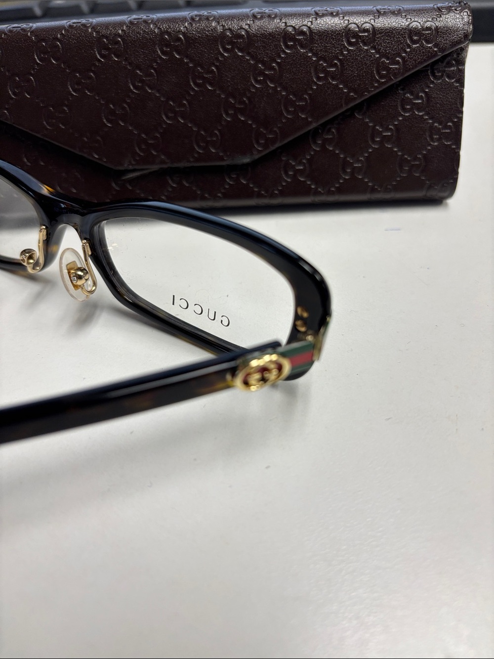 Gucci Women's Tortoiseshell Rectangular Glasses with Signature Green-Red Stripe - Picture 2 of 6